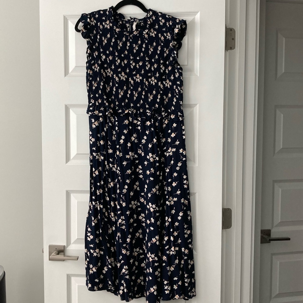 Navy flowy smocked dress